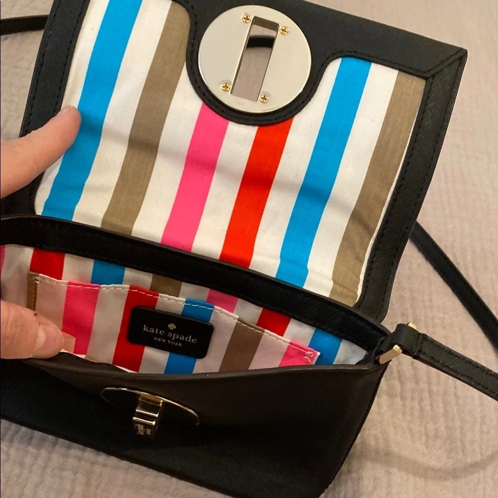 KATE SPADE Elegant Black Shoulder Bag